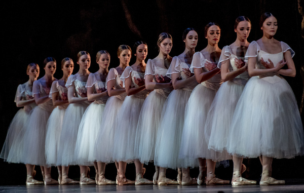 Photo Flash: GISELLE at Academy Of Music in Philadelphia Image