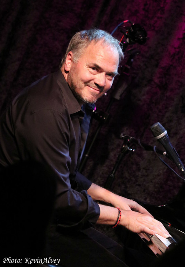 Photo Flash: Victoria Shaw Returns to Birdland Image