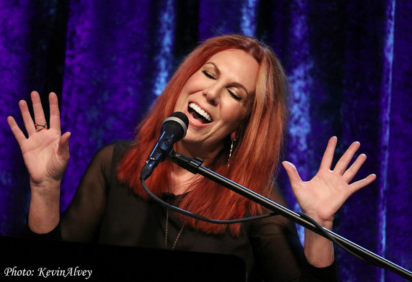Photo Flash: Victoria Shaw Returns to Birdland Image