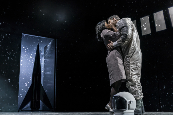 Photo Flash: First Look at THE TWILIGHT ZONE Image