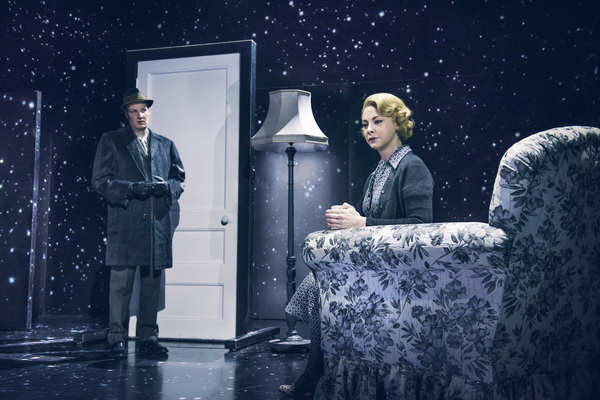 Photo Flash: First Look at THE TWILIGHT ZONE Image