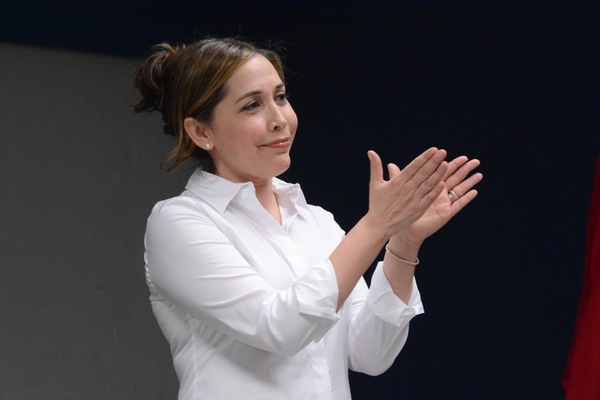 Photo Coverage: In Rehearsal with the Cast of SMART BLONDE Image