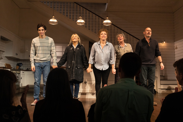 Photo Flash: The Stars Come Out for Press Night for ADMISSIONS at Trafalgar Studios Image