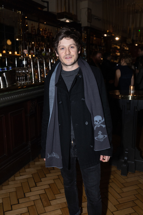 Photo Flash: The Stars Come Out for Press Night for ADMISSIONS at Trafalgar Studios Image