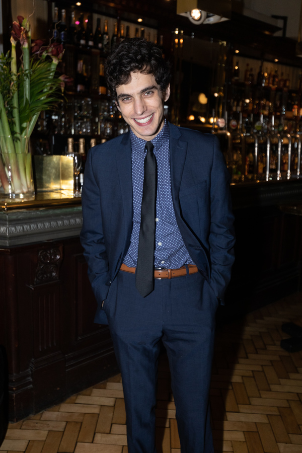 Photo Flash: The Stars Come Out for Press Night for ADMISSIONS at Trafalgar Studios Image