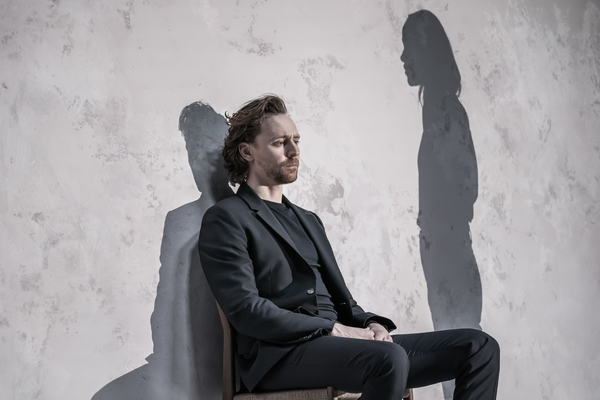 Photo Flash: First Look at Tom Hiddleston and Cast in BETRAYAL Image
