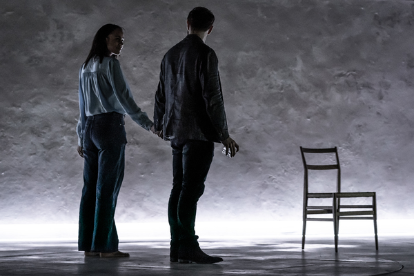 Photo Flash: First Look at Tom Hiddleston and Cast in BETRAYAL Image