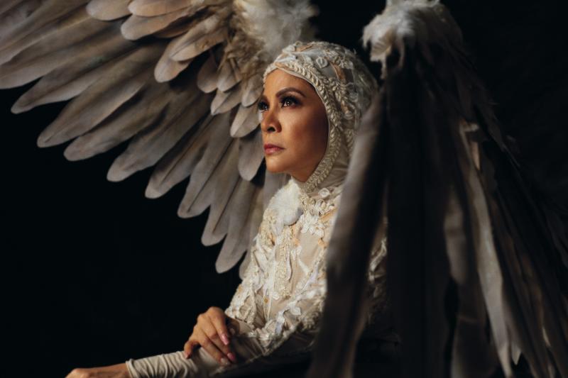 PHOTOS: Promo Shots for ANGELS IN AMERICA: MILLENNIUM APPROACHES; Show Opens Mar. 22 