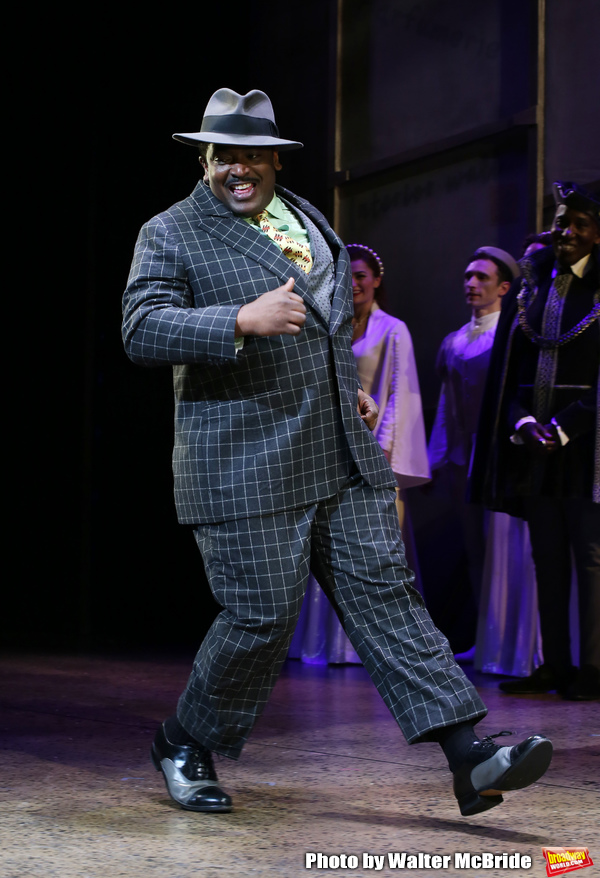 Photo Coverage: Another Op'nin, Another Show! Check Out the Cast of KISS ME, KATE Taking Their Opening Night Bows Image
