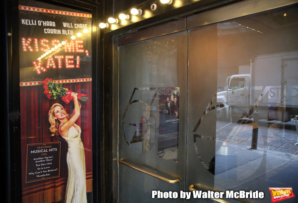 Photo Coverage: Another Op'nin, Another Show! Check Out the Cast of KISS ME, KATE Taking Their Opening Night Bows Image