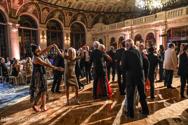 Photo Coverage: Bebe Neuwirth Hosts Dancers In Transition Heart & Soul Gala Image