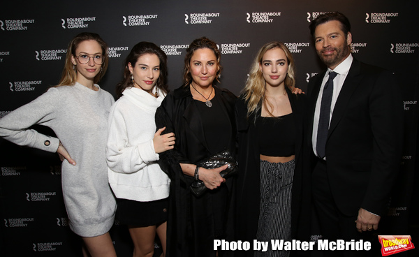 Photo Coverage: Jane Krakowski, Joel Grey & More Walk the Red Carpet at KISS ME, KATE! Image