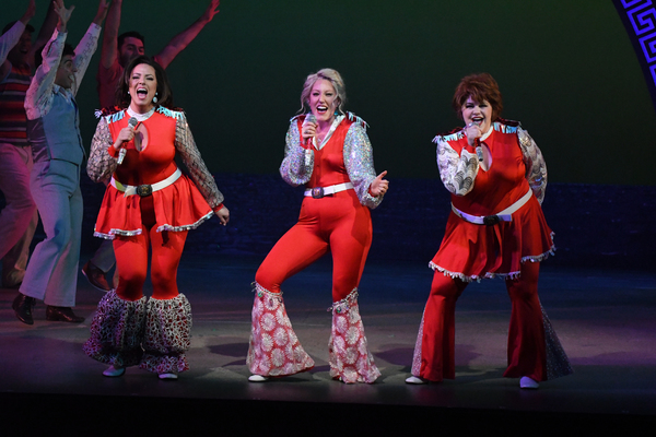 Photo Flash: First Look At MAMMA MIA! At Arizona Broadway Theatre! Image