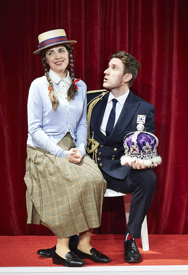 Photo Flash: First Look at THE CROWN DUAL at the King's Head Theatre  Image