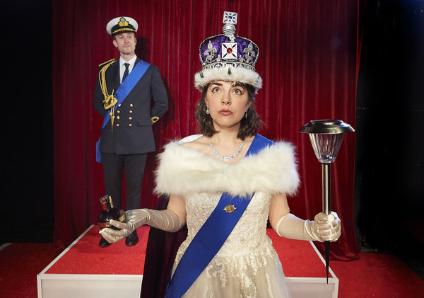 Photo Flash: First Look at THE CROWN DUAL at the King's Head Theatre  Image