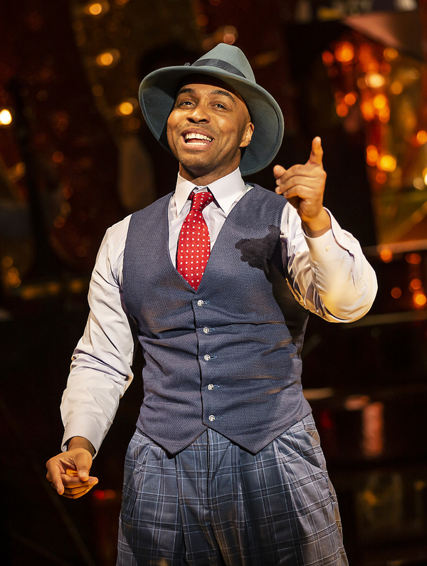 Photo Flash: First Look at AIN'T MISBEHAVIN' at Mercury Theatre Colchester Image