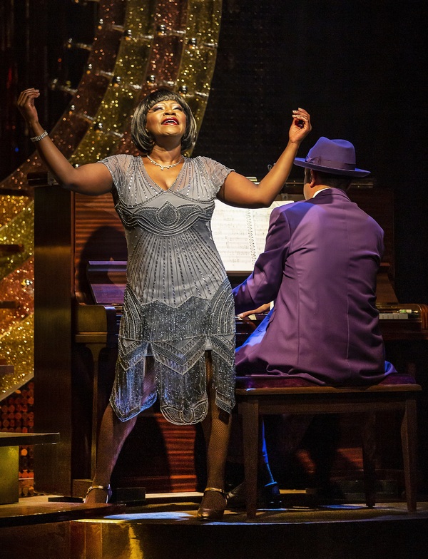 Photo Flash: First Look at AIN'T MISBEHAVIN' at Mercury Theatre Colchester Image