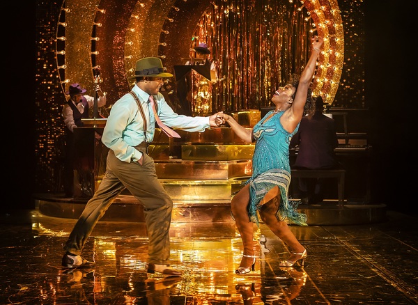 Photo Flash: First Look at AIN'T MISBEHAVIN' at Mercury Theatre Colchester Image