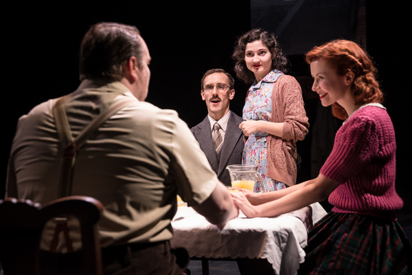 Photo Flash: First Look at THE RUBENSTEIN KISS Image