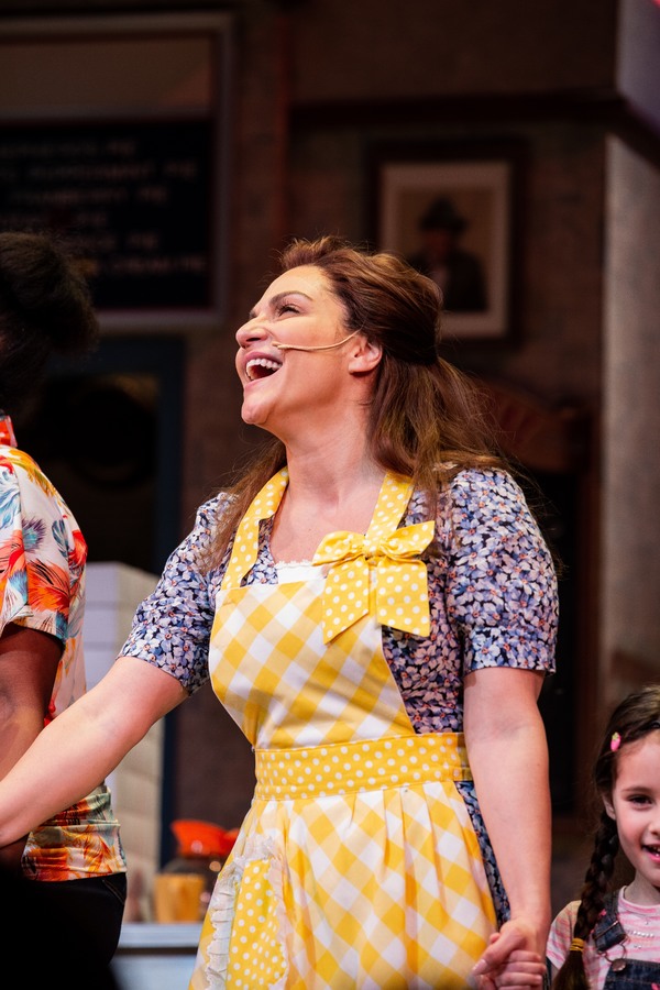 Photo Coverage: Opening Up! Shoshana Bean Takes Her First Bow in WAITRESS! Image