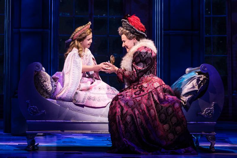 Review: Opulent, Regal and Sumptuous ANASTASIA Captivates Nashville Audiences at Tennessee Performing Arts Center Image