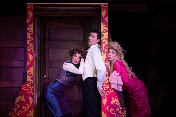 Photo Flash: First Look At A GENTLEMAN'S GUIDE TO LOVE AND MURDER At The Engeman Image