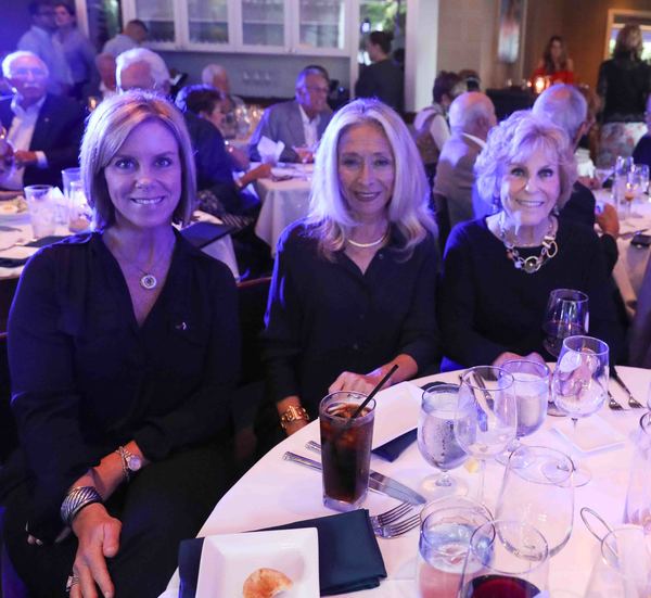 Photo Coverage: Opening Night: Steve Tyrell Plays Table 26 Image