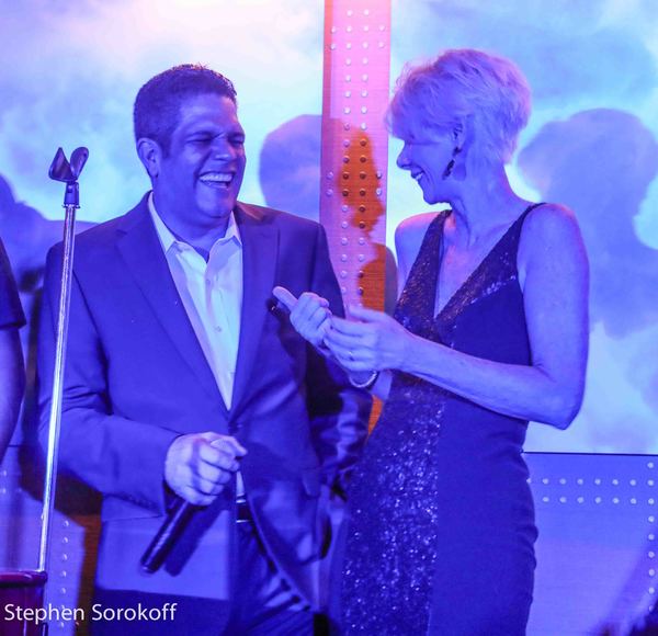 Photo Coverage: Opening Night: Steve Tyrell Plays Table 26 