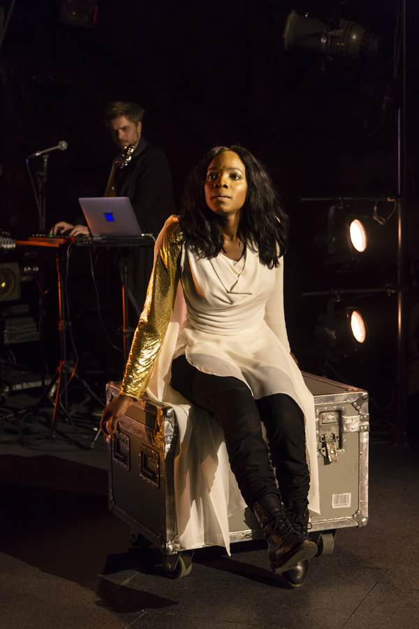 Photo Flash: Long Wharf Theatre Presents AN ILIAD Image