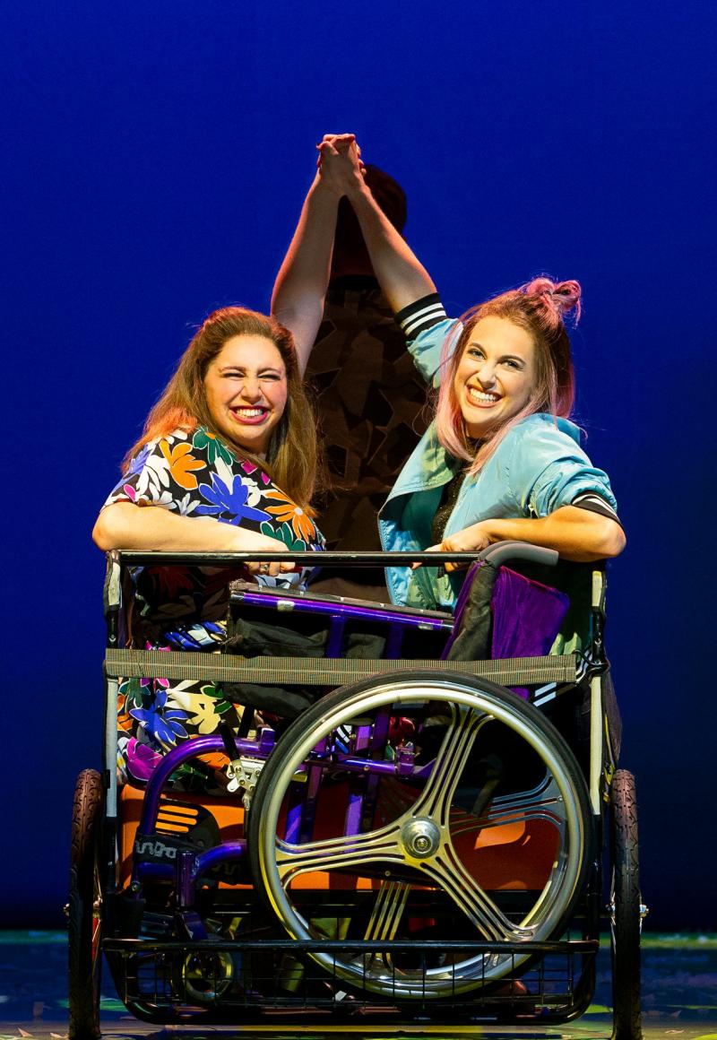 Review: MURIEL'S WEDDING THE MUSICAL is a Triumph in Melbourne Image