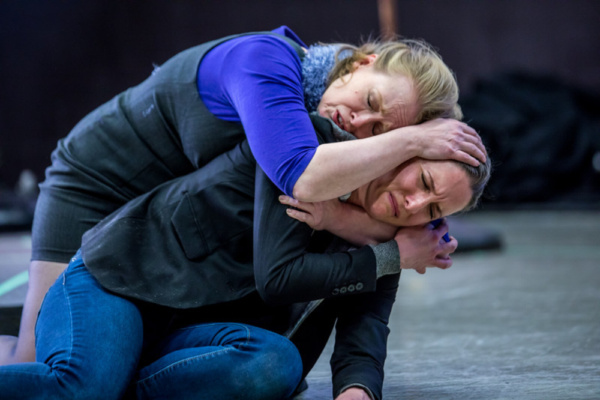 Photo Flash: In Rehearsal With Titan Theatre Company's HAMLET Image