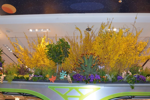 Photo Coverage: MACY'S FLOWER SHOW- Journey to Paradisios Operation: Inspiration Image