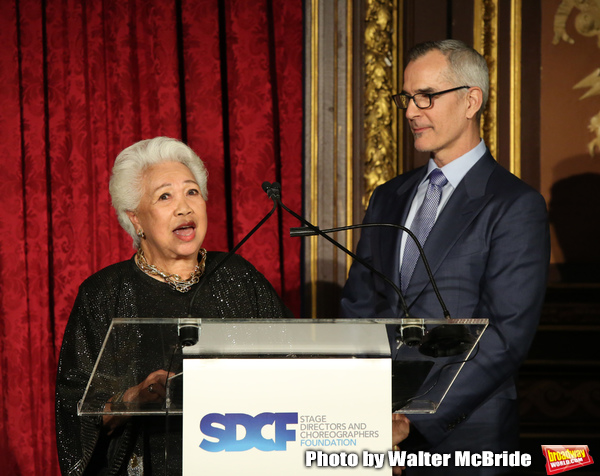 Photo Coverage: SDCF Honors Victoria Traube at Mr. Abbott Awards Gala Image