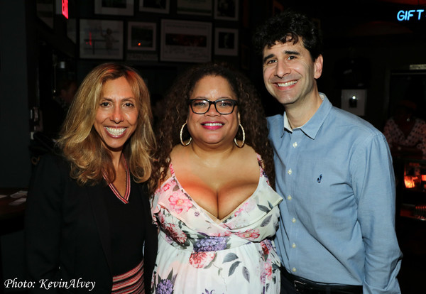 Photo Flash: Natalie Douglas Thrills at Birdland Image