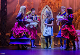 Review: THE LITTLE MATCH GIRL at THEATRE DE LA RENAISSANCE Image