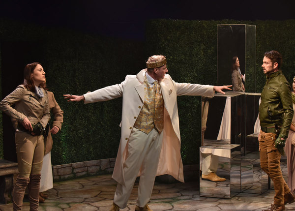 Photo Flash: First Look At William Shakespeare's RICHARD II Presented By Orlando Shakes Image
