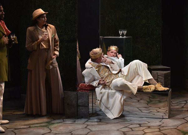 Photo Flash: First Look At William Shakespeare's RICHARD II Presented By Orlando Shakes Image