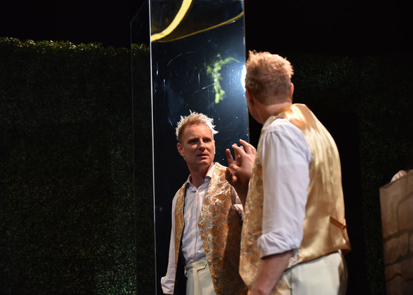Photo Flash: First Look At William Shakespeare's RICHARD II Presented By Orlando Shakes Image