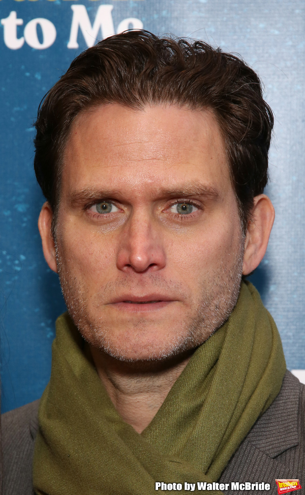 Steven Pasquale  Photo