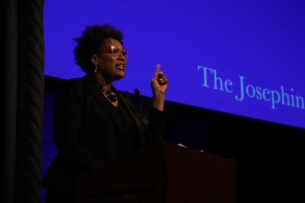 2019 Theatre Women Awards host Nancy Giles.    Photo credit: Karen Shook Photo