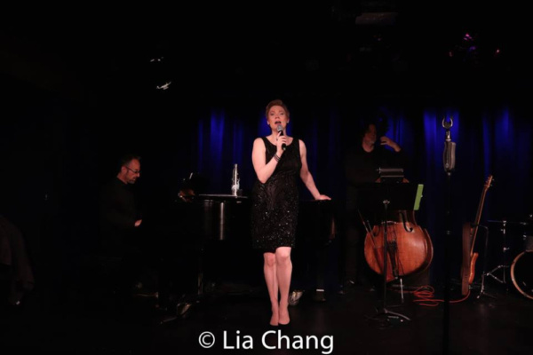 Photo Flash: AVENUE Q's Jennifer Barnhart Sparkles In Cabaret Debut At The Laurie Beechman 