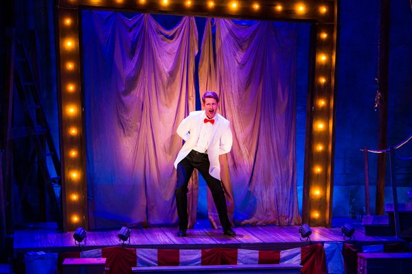 Photo Flash: SIDE SHOW At Queensbury Theatre Image