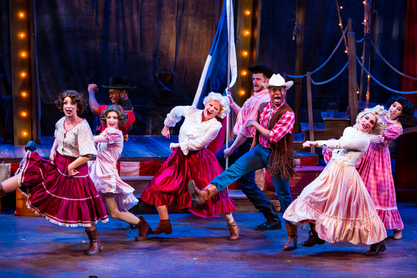 Photo Flash: SIDE SHOW At Queensbury Theatre Image