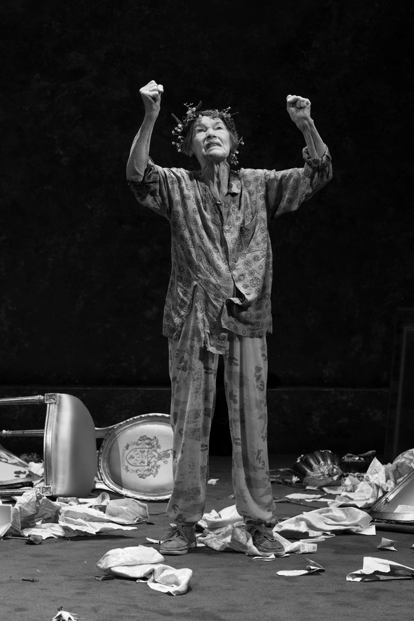 Photo Flash: First Look at Glenda Jackson & More in KING LEAR on Broadway! Image