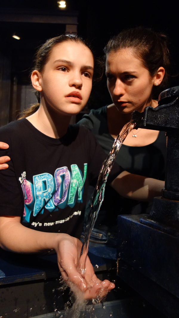 Photo Flash: Inside Rehearsal For THE MIRACLE WORKER at Theatre Three Image