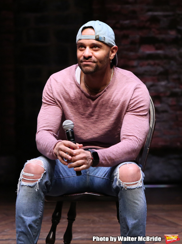 Exclusive Photo Coverage: NYC Students Get Their Shot at HAMILTON's Latest #eduHAM Image