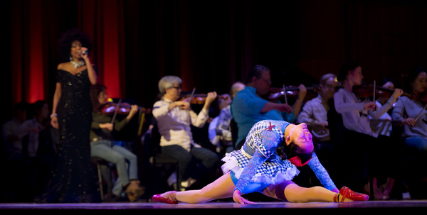 BWW Previews: CIRQUE GOES HOLLYWOOD at Meyerhoff Symphony Hall Image