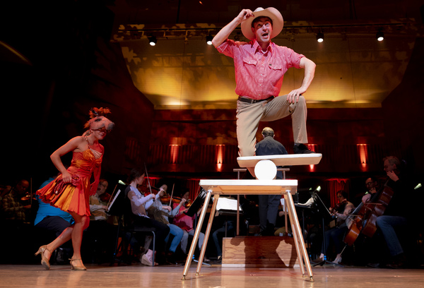 BWW Previews: CIRQUE GOES HOLLYWOOD at Meyerhoff Symphony Hall Image