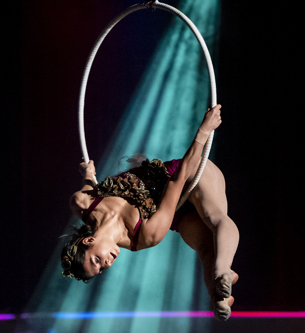 BWW Previews: CIRQUE GOES HOLLYWOOD at Meyerhoff Symphony Hall Image
