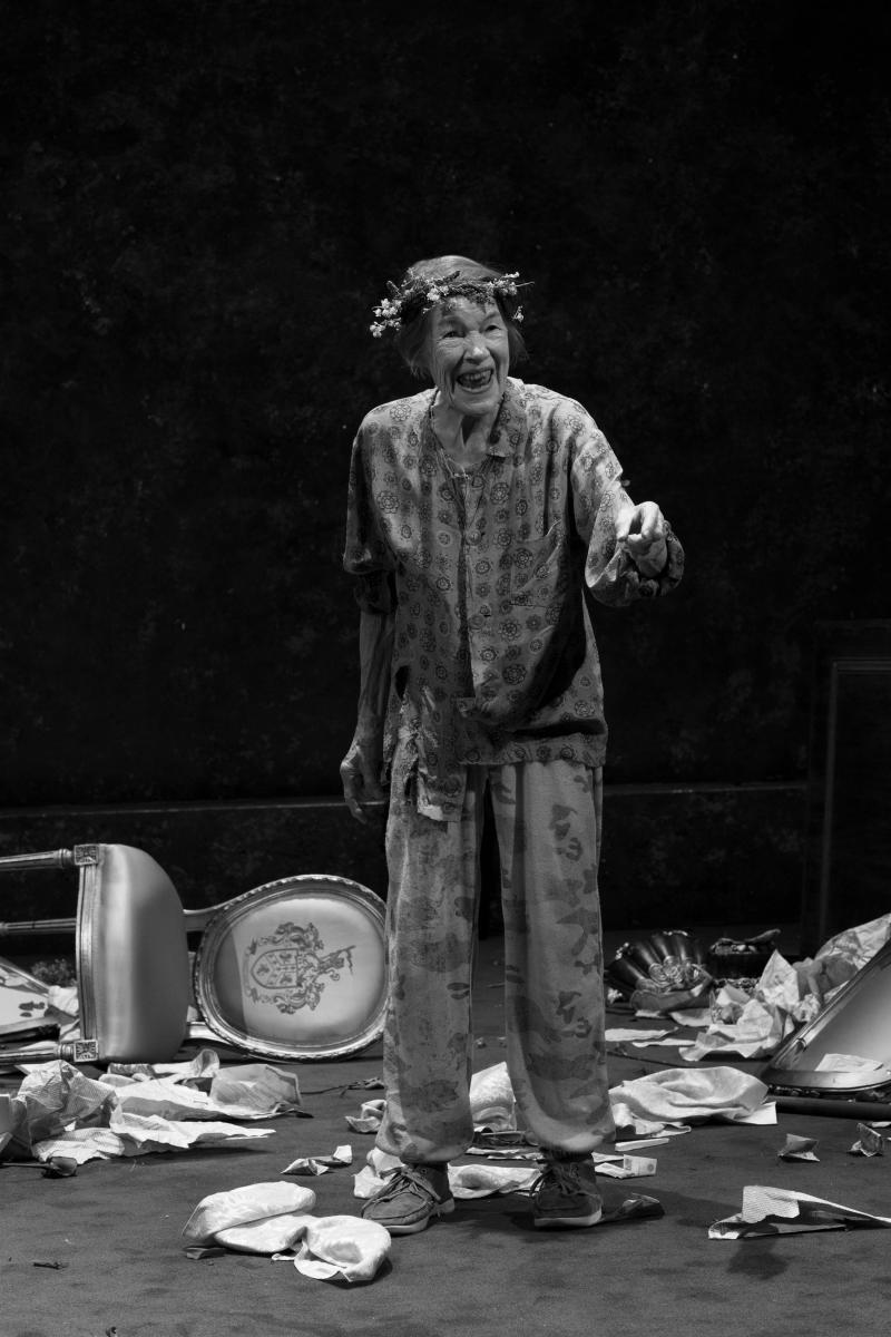 Review: Glenda Jackson is Wickedly Fun in Sam Gold's Surprisingly Comic Take on Shakespeare's KING LEAR Image